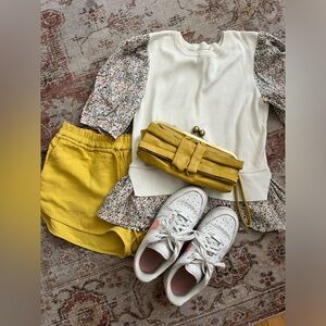 Wilfred Free linen blend shorts